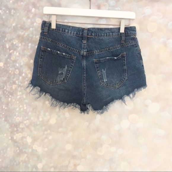 FOREVER 21 • cheeky high waist cutoff Jean shorts - Picture 1 of 2
